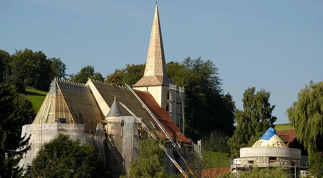 Kirchenturm eindecken